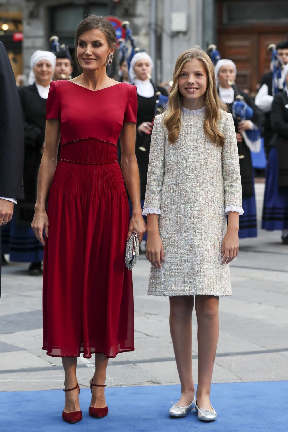 el espectacular look de la reina letizia en los premios princesa de asturias 2019