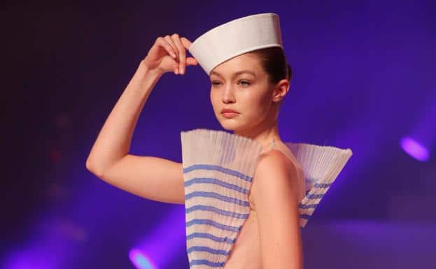 jean paul gaultier convierte su funeral en un repaso magistral de la moda