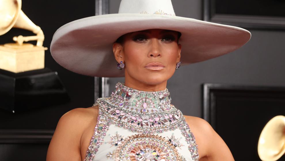 los looks mas sorprendentes de la alfombra roja de los grammy