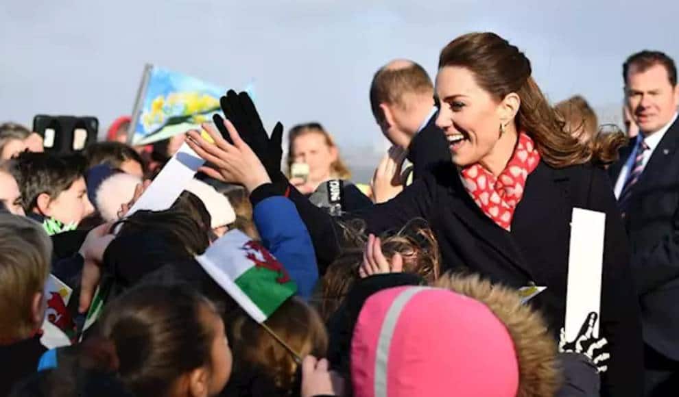 el vestido de zara con el que kate middleton brilla en gales